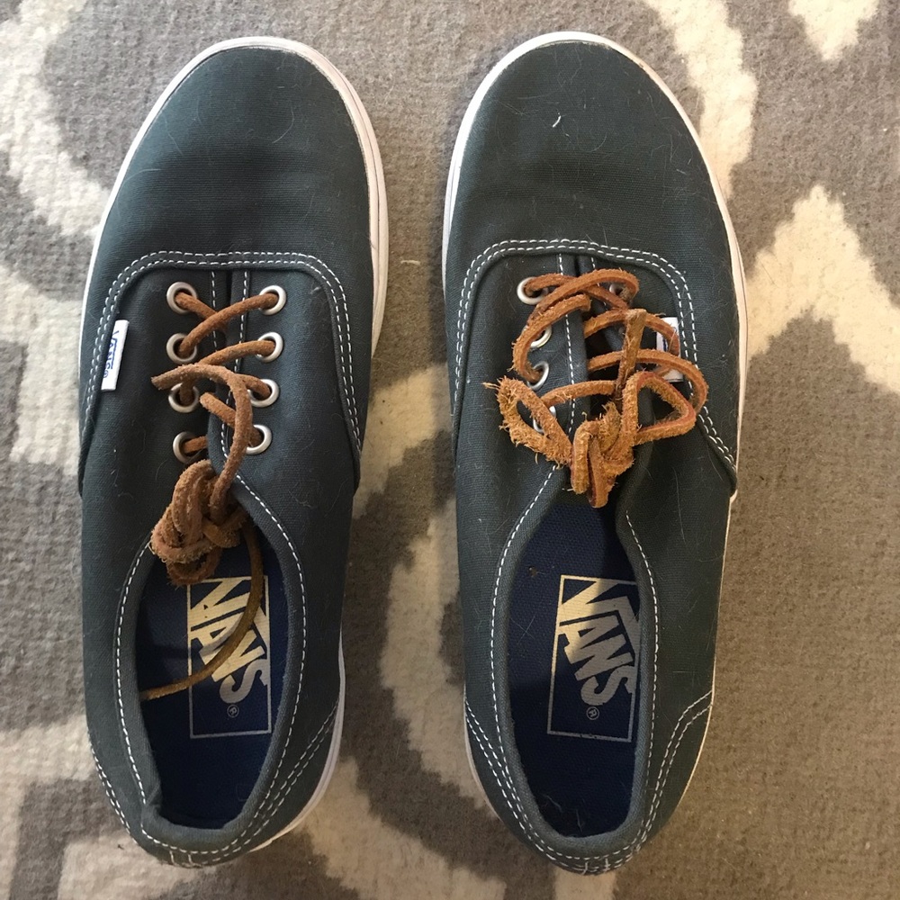 Vans forest green 5 in men’s 6.5 in women’s